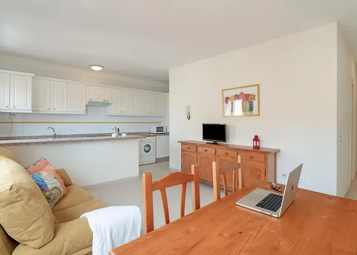 Isla 2 * San Isidro (Tenerife)